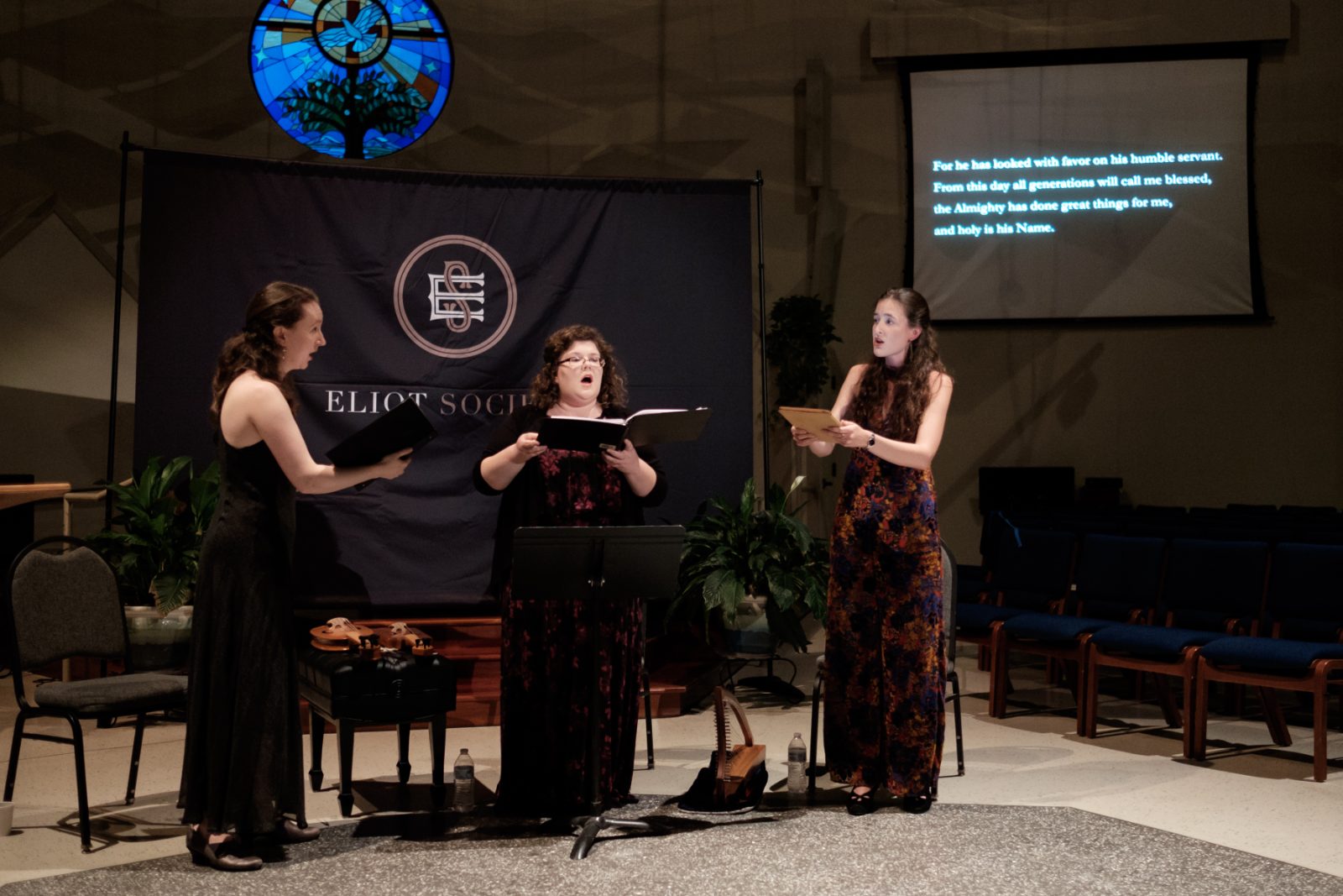 Trobár ensemble on stage